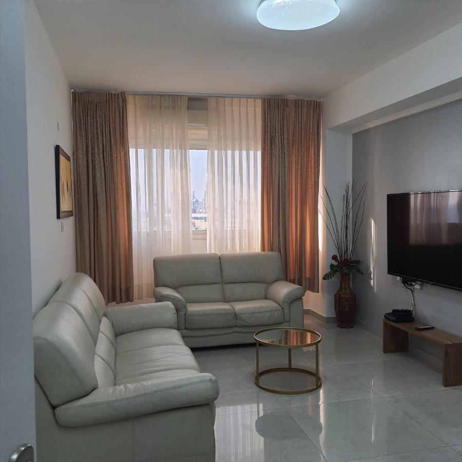 Lovely Three-Room Apartment Above The Promenade Ashdod Eksteriør bilde